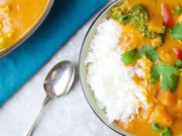 This Pumpkin Curry Recipe is *Insanely* Delicious and Cozy