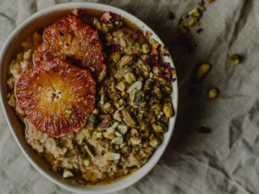 10 minute recipes: Cook savoury porridge in a jiffy