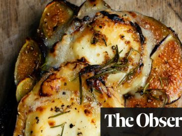 Nigel Slater’s recipes for goat’s cheese and figs, and black-eyed bean burgers