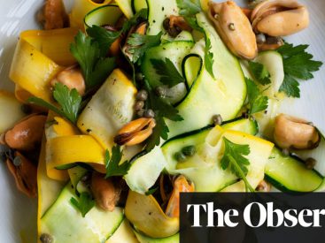 Nigel Slater’s recipes for mussels, and for figs with tapenade