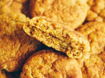 From Pumpkin Snickerdoodles to Spiced Apple Coffee Cake: Our Top Eight Vegan Recipes of the Day!