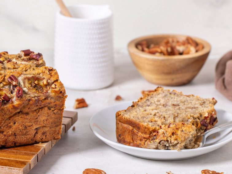 From Pecan Chia Banana Bread to Green Lentil Curry: Our Top Eight Vegan Recipes of the Day!