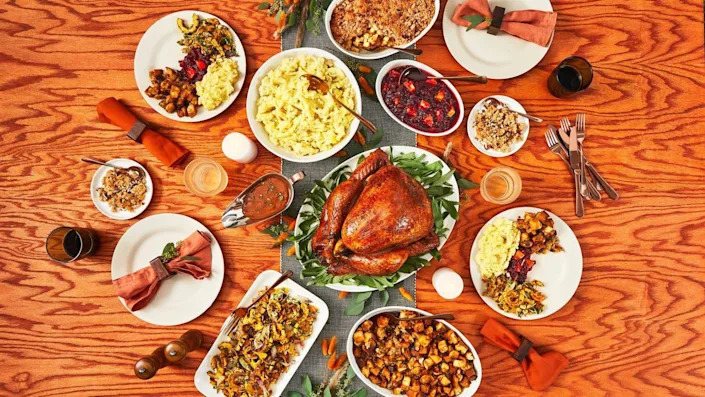 'Dishes can wait, but the food can’t': Here's how long Thanksgiving leftovers can stay out