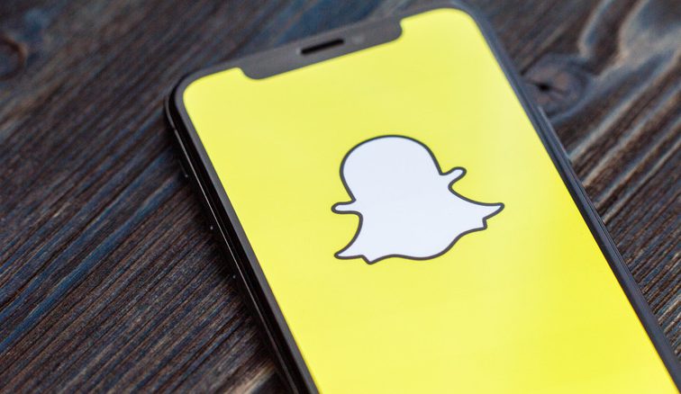 Snapchat's New Feature Suggests A Recipe With Your Ingredients At Home