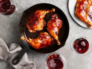 A No-Fuss Cast Iron Chicken Recipe for Barbecue Lovers
