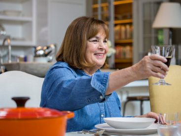 Ina Garten’s 10 Barefoot Contessa Recipe Picks for a Holiday Cocktail Party