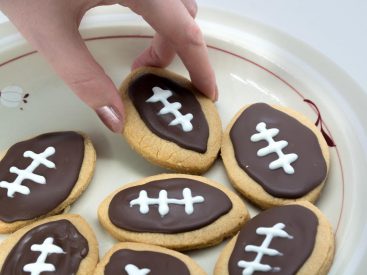 10 Vegan Superbowl Recipes For Your Next Game Day Party