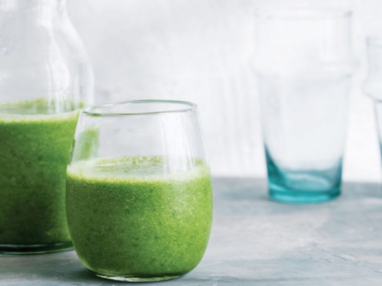 Shake up Your Smoothie Game with These Tasty Hacks