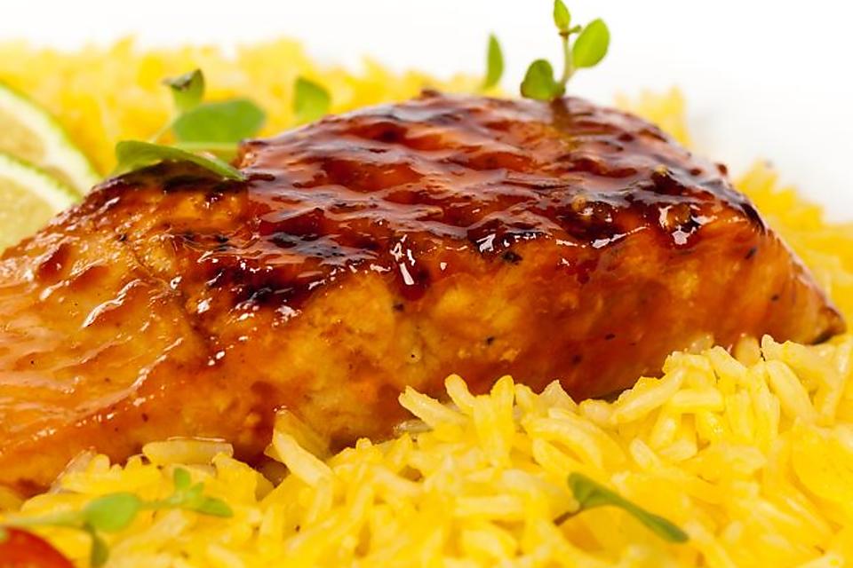2-Ingredient Salmon Recipe: This Chili Glazed Baked Salmon Recipe Is on