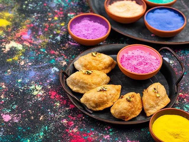 Holi 2022: 5 Delicious Gujiya Recipes To Make This Season