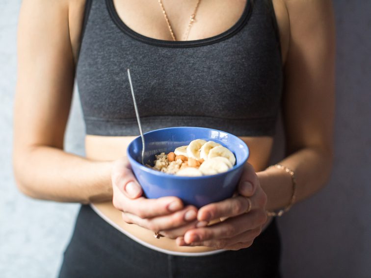 5 Best Oatmeal Recipes to Shrink Belly Fat, Say Dietitians