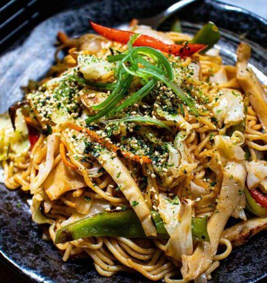 From Butternut Squash and Chickpea Curry to Yakisoba: 10 Vegan Recipes that Went Viral Last Week!