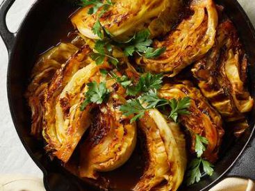 From Pan Fried Cabbage with Lentils to Roasted BBQ Cauliflower: 10 Vegan Recipes that Went Viral Last Week!