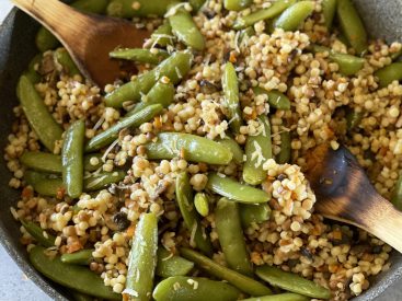 From Fregola Sarda with Snap Peas to Tofu Sofrito Bowl: Our Top Eight Vegan Recipes of the Day!