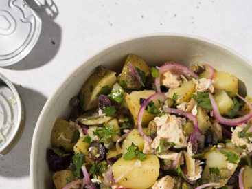 Recipes: Tuna packed in olive oil makes an easy, satisfying supper