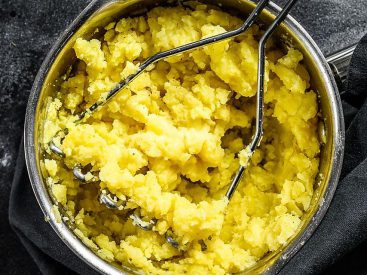 Turmeric Mashed Potatoes Recipe Is a Colorful & Nutritious Side Dish