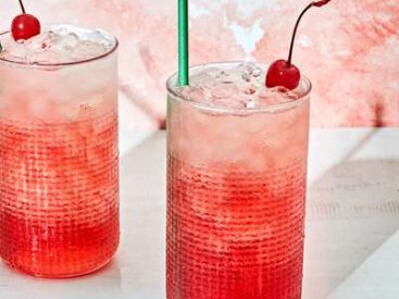 18 Fruity Summer Cocktails to Make This Weekend