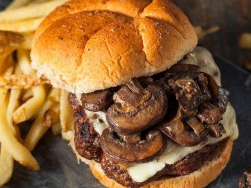 10 Ground Beef and Mushroom Recipes (Easy Dinner Meals)