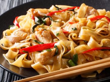17 Easy Vegan Noodle Recipes for Dinner