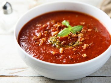30 Recipes with Tomato Sauce (Easy Homemade Dishes)