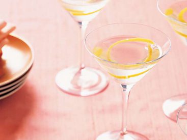 Cheers! Toast the Season With These Christmas Martini Recipes