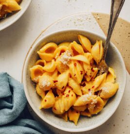 5 Vegan, Protein-Packed Instant Pot Pasta Recipes With 5 Ingredients or Less
