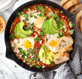 5 Easy Shakshuka Recipes That Bring Major Protein and Inflammation-Fighting Benefits to the Breakfast Table