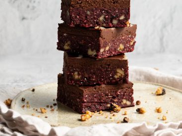 Daily Top Vegan Recipes: Double Chocolate Red Velvet Brownies to Congee!