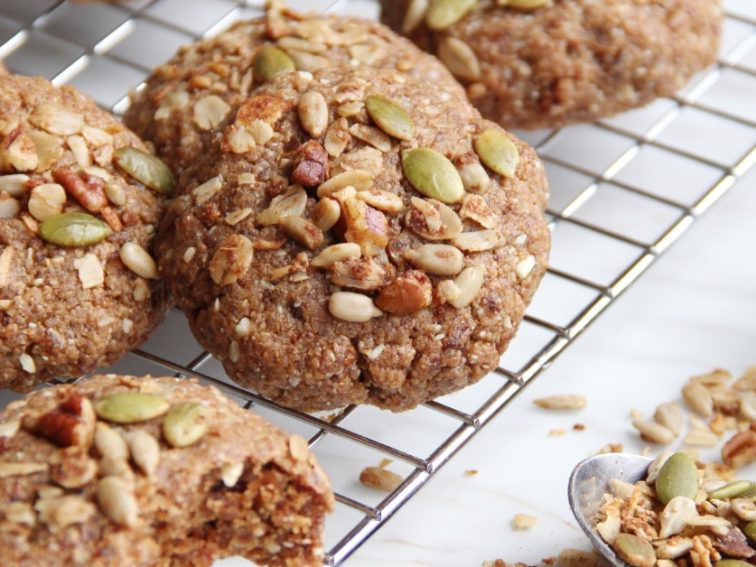 17 Best Protein Cookies (+ Easy Recipes)