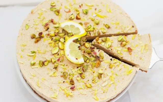 10 Zingy Lemon Ginger Recipes to Enjoy this Season!