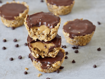 10 Vegan Recipes That Went Viral Last Week: Breakfast Granola Cups to Creamy Chickpea Soup!
