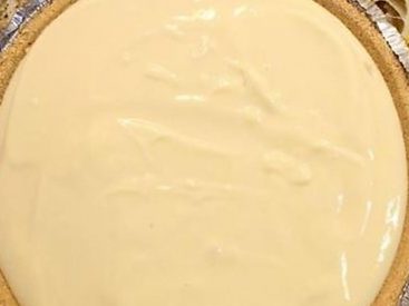 3-Ingredient Lemon Pie Recipe: This Creamy Lemon Pie Is No Joke