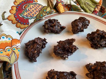 Food Made Fresh: A healthy alternative: Dark chocolate means less sugar in these No-Guilt No-Bake Oatmeal Cookies