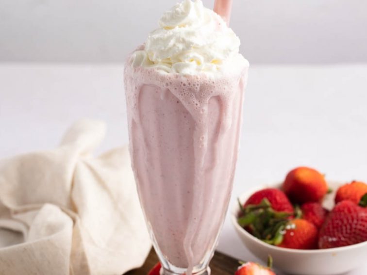 Fresh Strawberry Milkshake Recipe