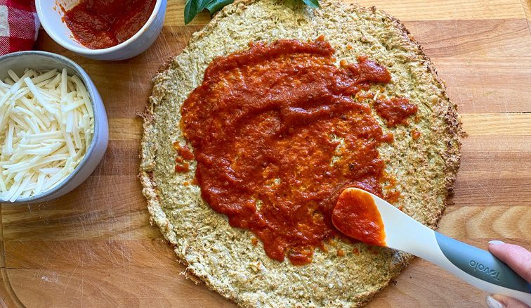 Easy Gluten-Free Cauliflower Pizza Crust Recipe