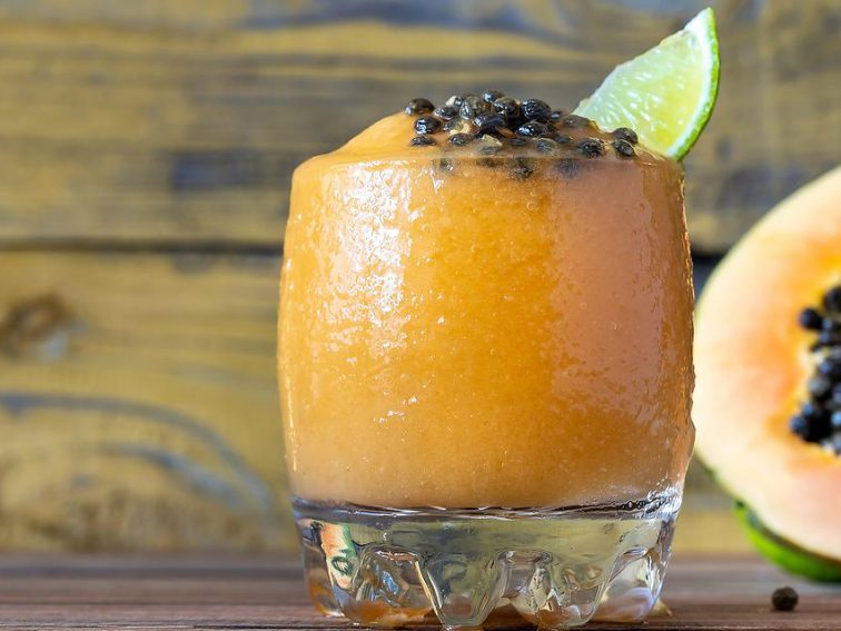Papaya, Cinnamon & Turmeric Smoothie Recipe Is As Nutritious As It Is Delicious