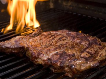 Best Steak Marinade Recipe: This Liquid Beef Marinade Recipe Is Father's Day Perfect