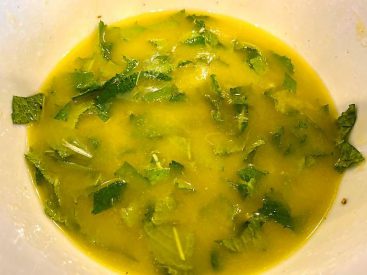 Easy 6-Ingredient Lemon Mint Vinaigrette Salad Dressing Recipe Is a Refreshing Sauce & Marinade, Too