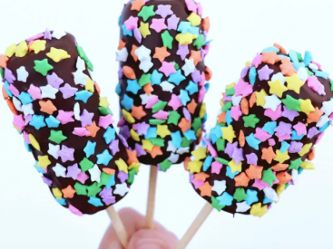 Top Daily Recipes: BBQ Jackfruit Sandwich to Chocolate Dipped Banana Pops!