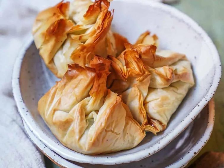 10 Vegan Recipes That Went Viral Last Week: Crispy Mushroom Filo Bites to Chocolate Chip Cookies!