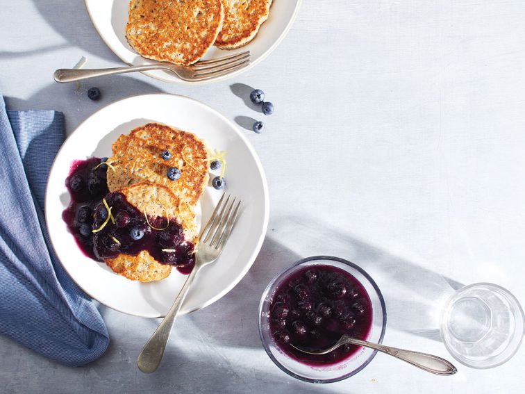 10 Delicious Blueberry Recipes To Make With the Summer Bounty