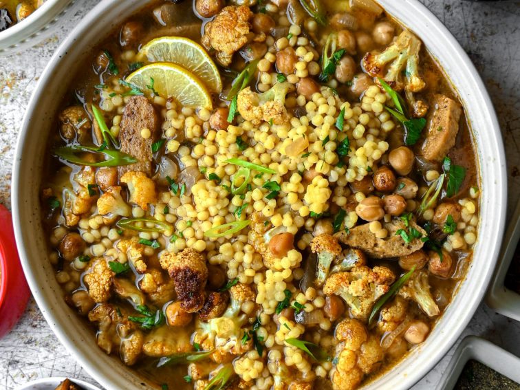 10 Vegan Recipes That Went Viral Last Week: Tuscan Bean Soup to Roasted Cauliflower, Chickpea and Tempeh Moghrabieh!