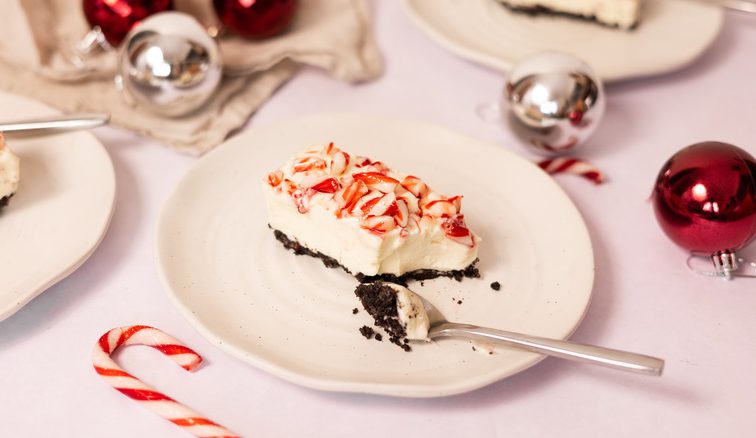 No-Bake Candy Cane Cheesecake Bars Recipe