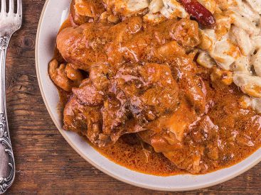 Hungarian Chicken Paprikash Recipe: An Easy One-Pan Chicken Dinner