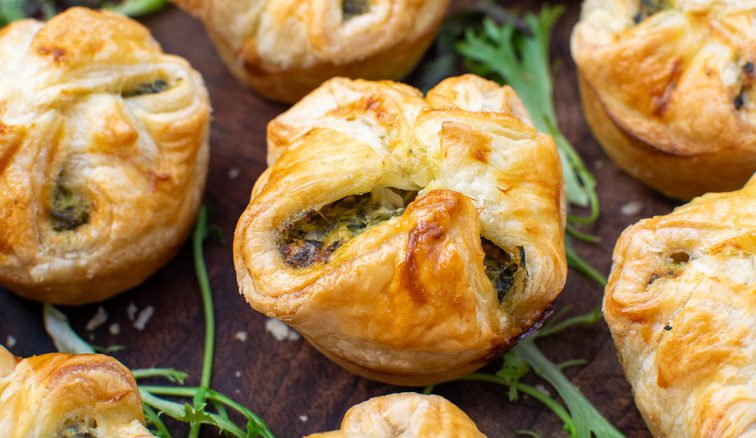 Spinach And Sun-Dried Tomato Puffs Recipe